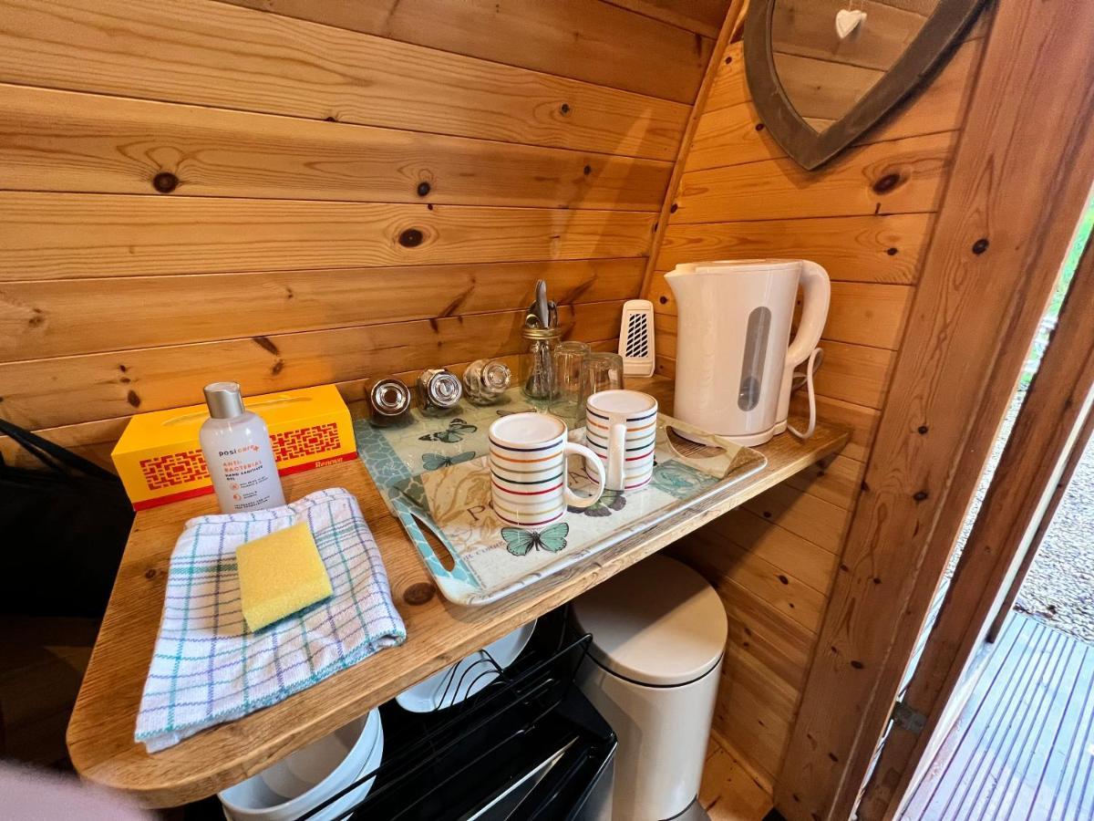 Stonehenge Campsite & Glamping Hotel Berwick St James Buitenkant foto
