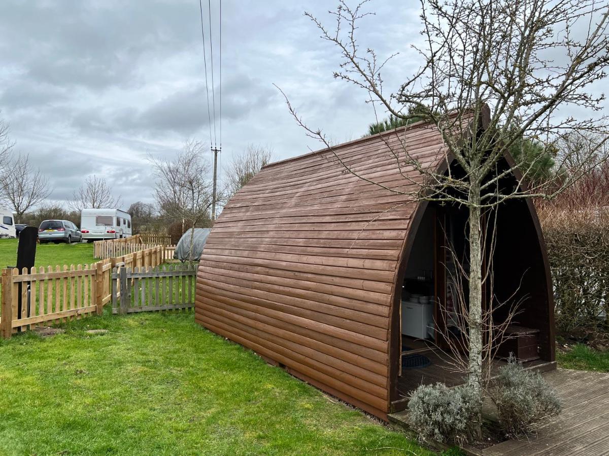 Stonehenge Campsite & Glamping Hotel Berwick St James Buitenkant foto