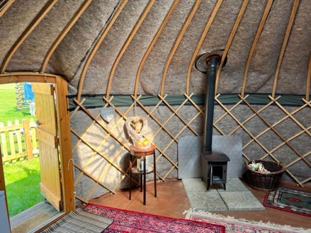 Stonehenge Campsite & Glamping Hotel Berwick St James Buitenkant foto